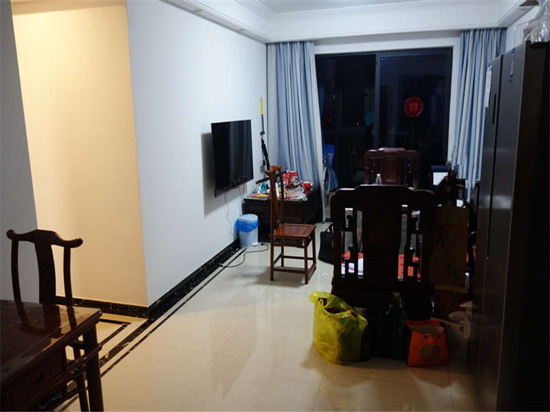 梅溪湖壹號御灣（湖墅嘉園）法拍房三期C地塊G8、G9棟302號（雙學(xué)區(qū)）