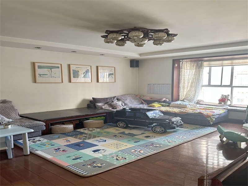 惠澤園法拍房A1，A2，B1，B2棟504號及其室內(nèi)家具家電物品