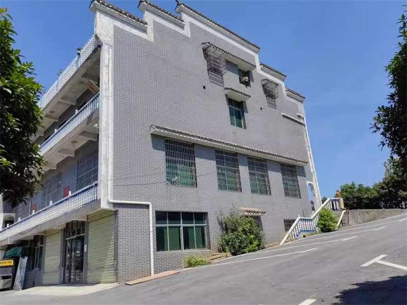 蘆江社區(qū)靖港堵壩旁法拍房-101、101、201號(hào)、0817972棟301號(hào)
