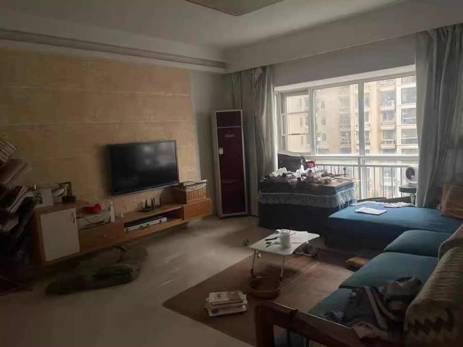 （6折）公園里新寓法拍房4棟704號(hào)房