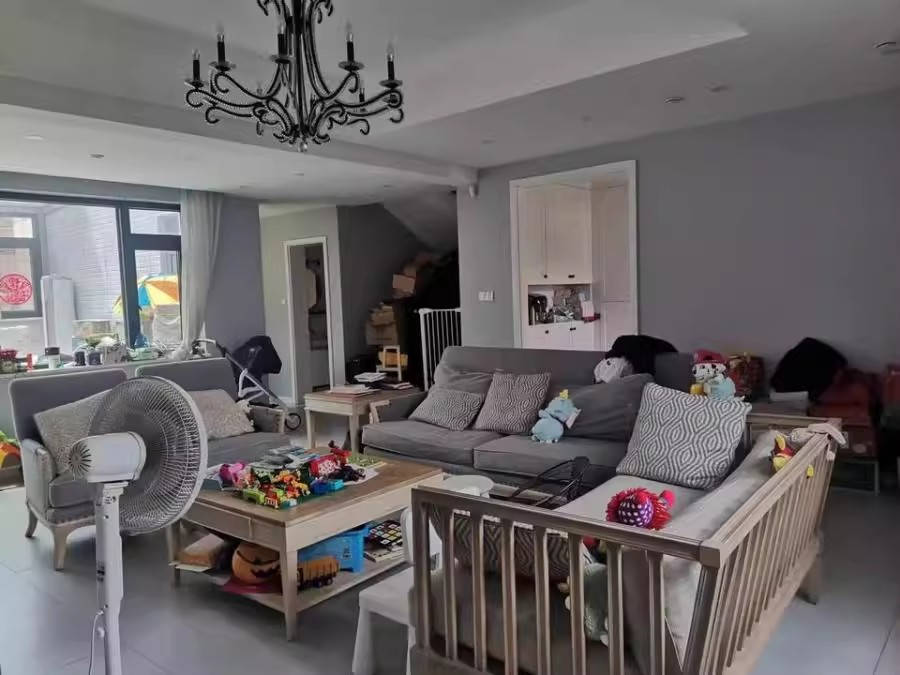 （上疊）中交中央公園（中房瑞致）法拍房一期8棟304號(hào)